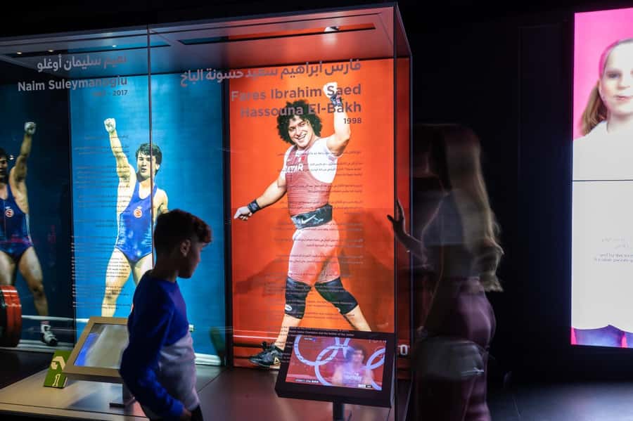 3-2-1 Qatar Olympic and Sports Museum: Admission Ticket - Using the QR audio guide to get more out of less time