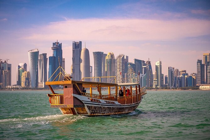 City Tour In Doha || Souq Waqif || Courniche || The Pearl,Katara - Doha Corniche and West Bay: skyline orientation with a photo stop