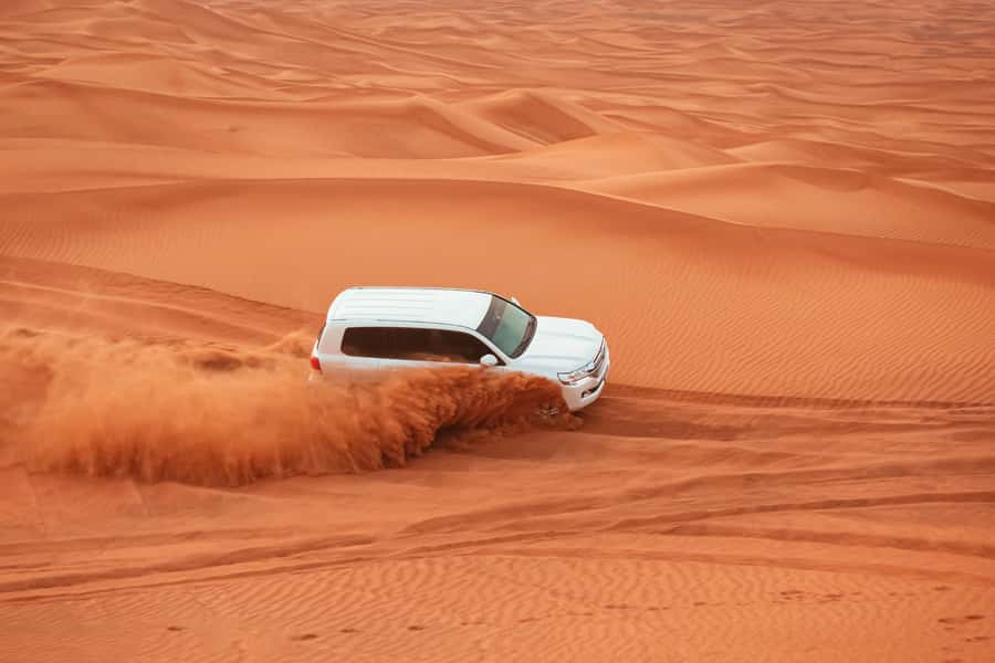 Doha: Desert Safari, Sandboarding, Dune Bashing & Inland Sea - The photo stops and the Saudi border view: why the Inland Sea matters