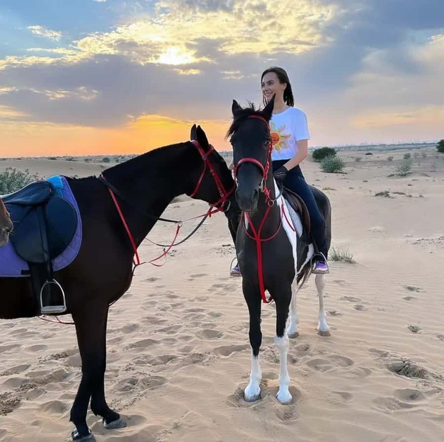 Doha : Horse Riding Tour With Transfer - The Ride Across Dunes: Walk, Trot, Canter, and Wildlife Chances