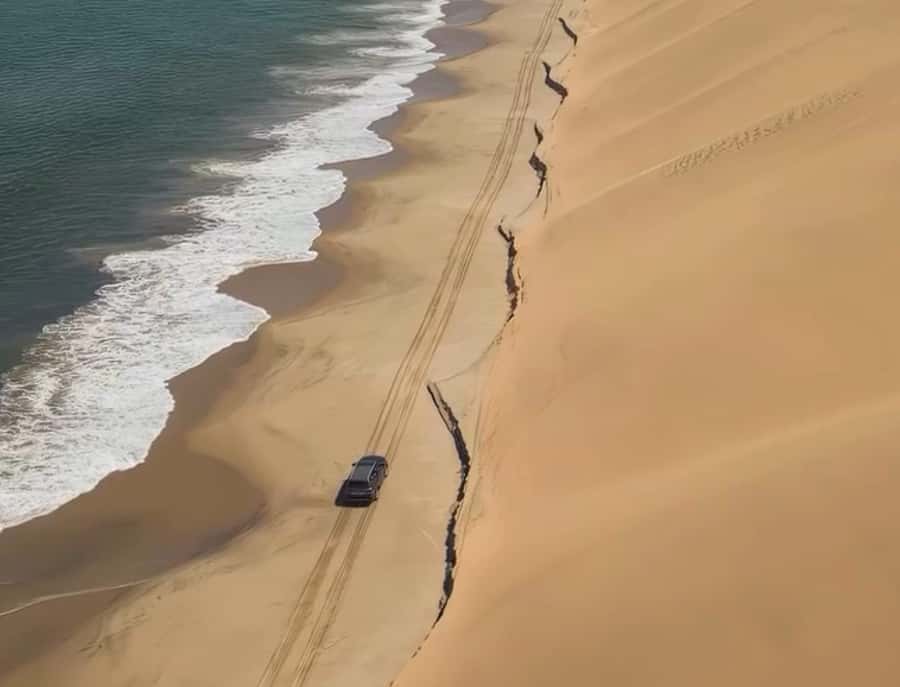 Doha: Inland Sea Desert Safari With All Activities - Sandboarding on Qatar’s dunes: fun for beginners, not just pros