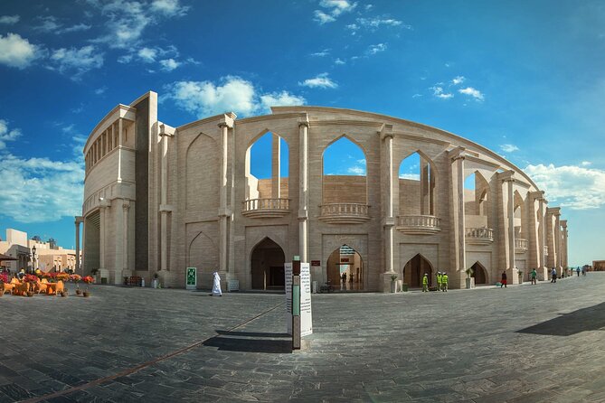 Doha: Night City Tour to Souq Waqif, Katara, and Pearl-Qatar - Corniche and West Bay: getting the city skyline in one smooth photo route