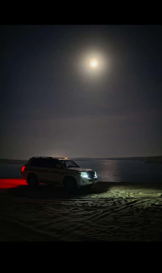 Doha: Night DesertSafari DuneBashing Sandboarding CamelRide - Doha to the dunes: that first 4x4 drive matters