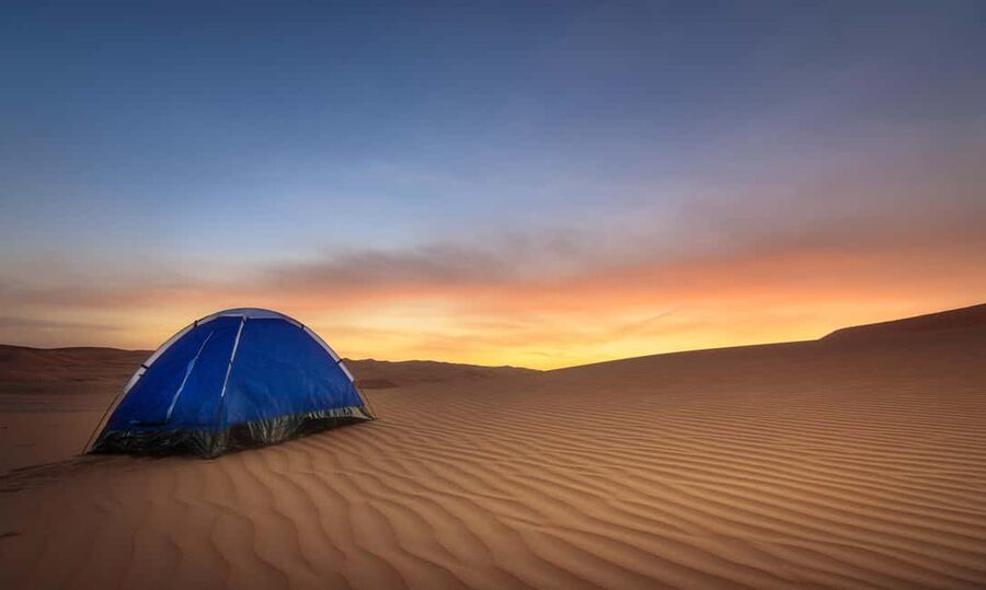 Doha: Overnight Desert Safari with Dinner and Breakfast - Sealine and the Inland Sea views: setting up your sunset moment