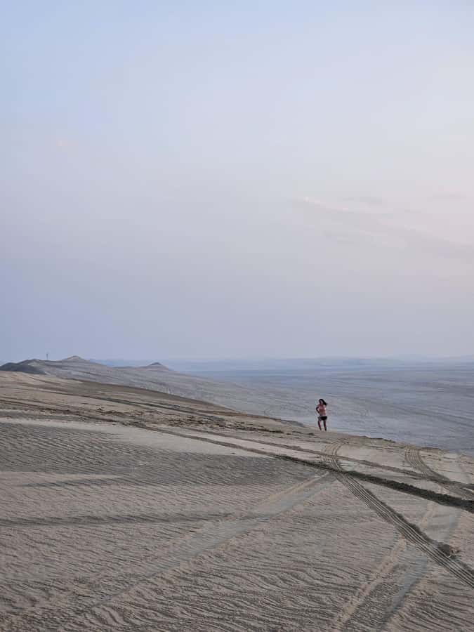 Doha:Private Desert Safari, Falcon, Sandboarding,inland sea - Timing, Driving, and What 270 Minutes Really Means