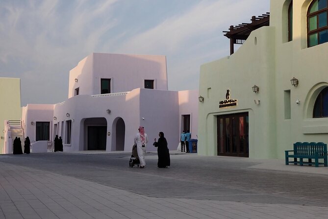 Doha-Private Shopping Tour - Villaggio Mall in Aspire Zone: Venetian-style vibes and serious shopping power