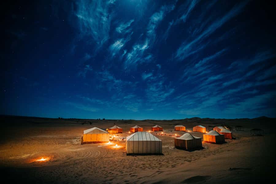 Doha:Safari Tour with Lunch/Dinner in Desert by the Sea Side - Sealine Beach Camp: BBQ dinner plus a sea-side reset