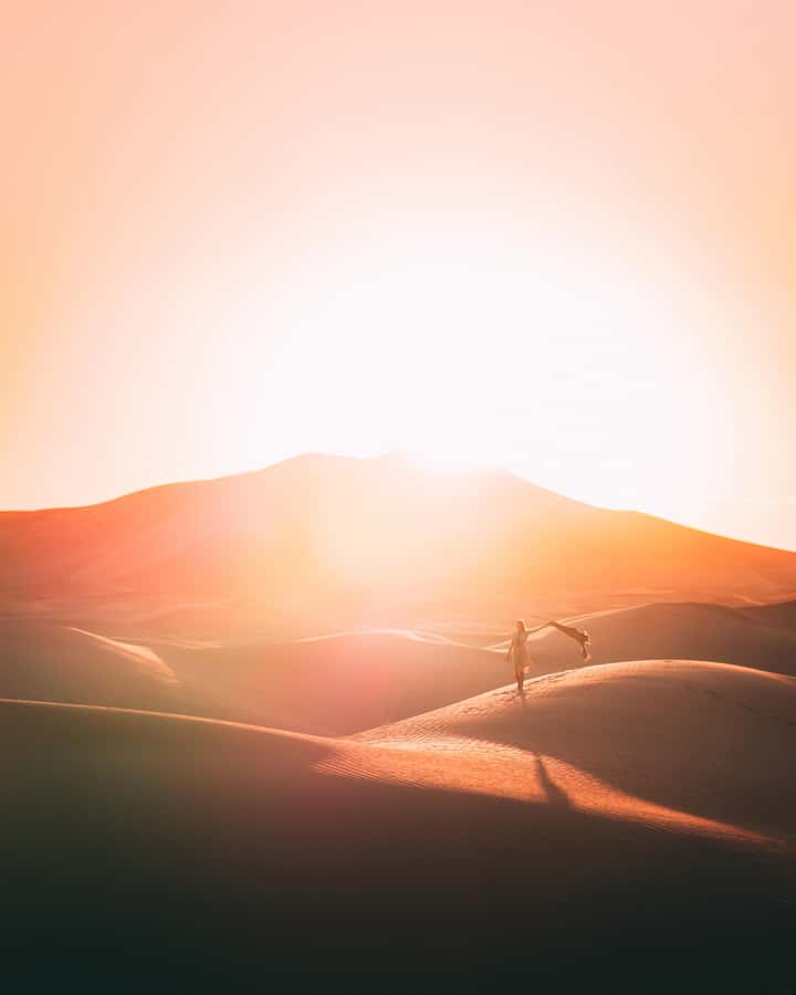Doha: Shared Desert Safari, Sandboarding, Camel Ride - Tea, water, and the desert timing that feels like a reset