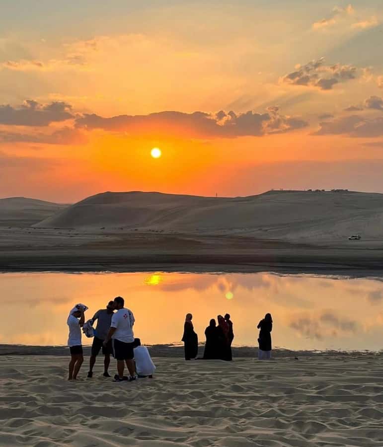 Doha: Sunset Desert Safari with Camel Ride & Sandboarding - What to bring so you feel comfortable in the sand