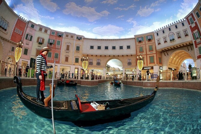 Doha Tour with Gondola Ride at Villaggio Mall - First stop: Doha Port Box Park and the harbor-photo setup
