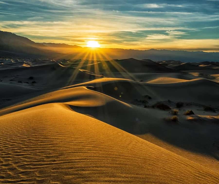 From Doha: Sunrise or Sunset Safari with Sand Boarding - Why Sunrise or Sunset Works Here: Desert Light Plus Inland Sea