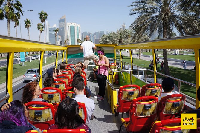 Hop On Hop Off Sightseeing Tour in Doha - Stops 10 to 14: The Pearl, Lagoona Mall, mosque area, and National Museum