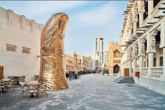 Private City Tour with Certified Tour Guide in Doha - What you actually get with the guide and the car