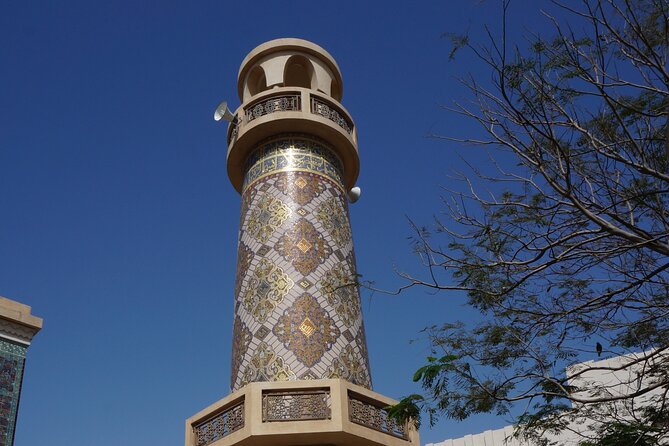 Private Full Day Doha City Tour - The driver-guide effect: getting context without extra work