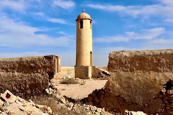 Private North of Qatar Tour - Purple Island and mangroves: a calmer finish with walking trails