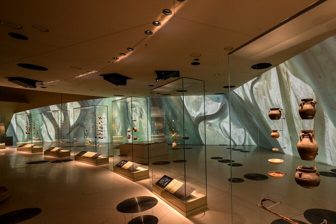 Private Photoshoot in Doha with All Must-See Sites - National Museum of Qatar: Best for Culture Photos That Don’t Look Stiff