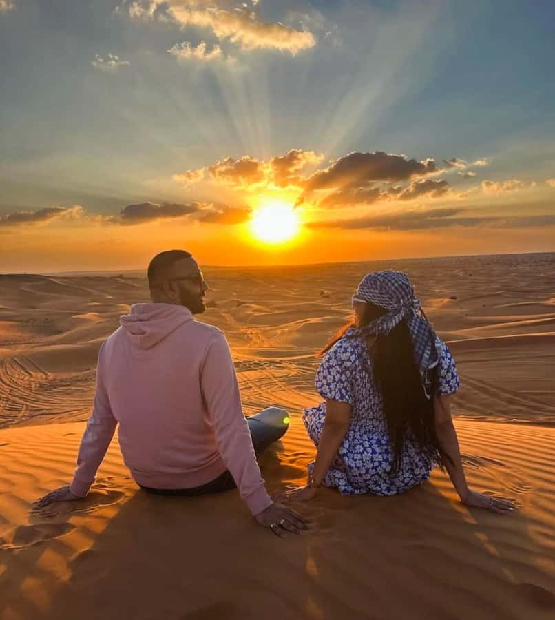 Quad Bike/Buggy, Desert Safari, Camel Ride, Dune Bashing - Red Dune Bashing in a 4WD: Thrill, Technique, and Motion Reality