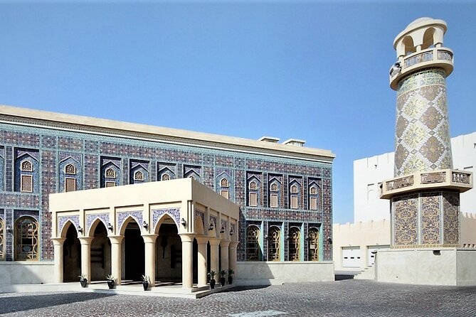 Transit Exclusive Discover Doha Tour - Souq Waqif in one hour: falcons, carpets, gold, and food vibes