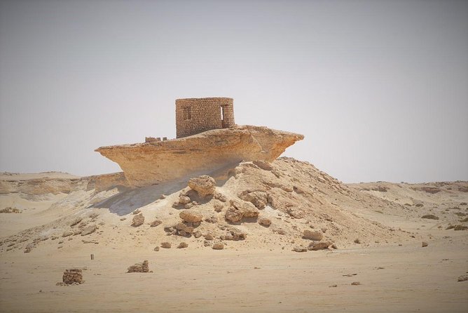 West Coast tour, Zekreet, Richard Serra Sculpture, Mushroom Rock Formation - Timing, weather, and how to dress for a desert day