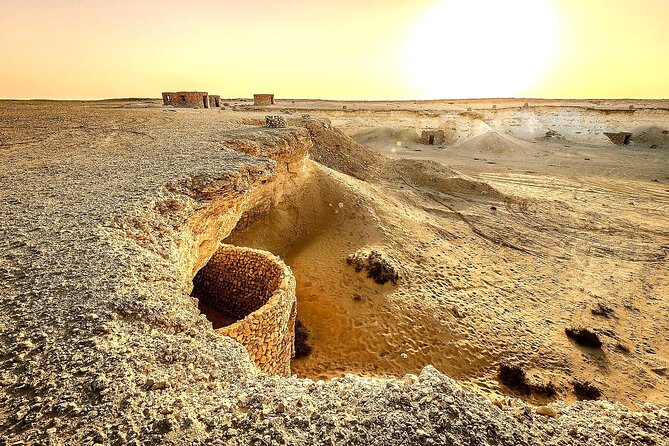 West Coast tour, Zekreet, Richard Serra Sculpture, Mushroom Rock Formation - Zekreet Fort ruins: 18th-century walls plus a surprising food detail