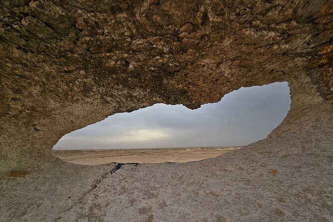 West Of Qatar, Mushroom Rocks, Camel Racing Track, Richard Serra - Al Shahaniya Camel Racing Track: Where the Desert Gets Loud