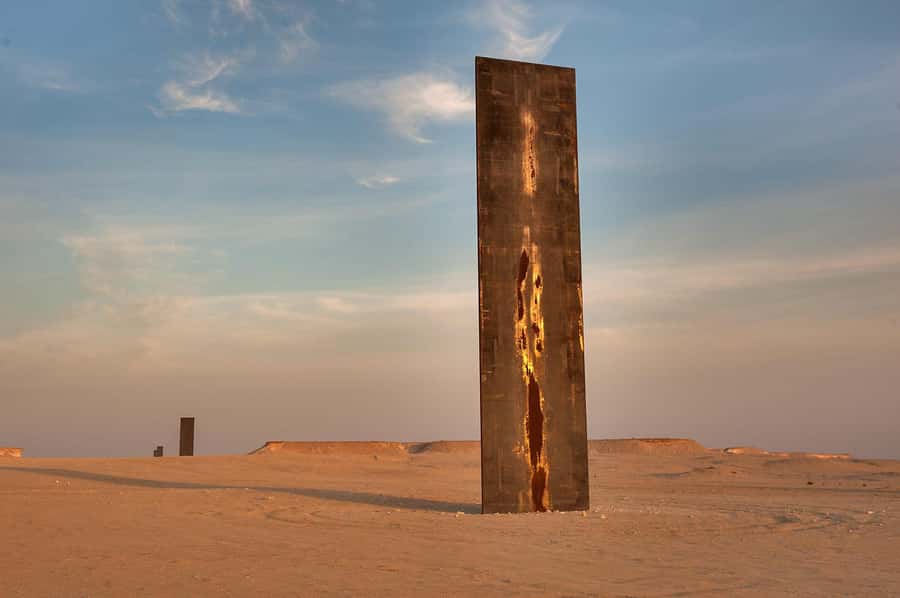 West of Qatar Richard Serra, Mushroom Hills, CamelRace track - Key things you will notice on this West of Qatar day